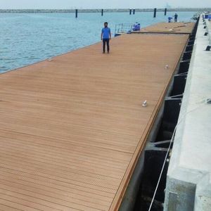 pontile galleggiante 1
