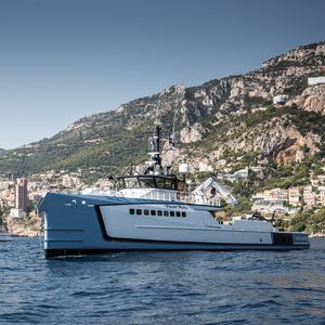 mega-yacht da crociera