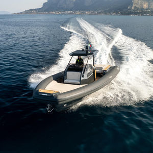 gommone entrobordo