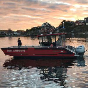 barca professionale barca da lavoro / nave di ricerca e salvataggio / mezzo da sbarco / motobarcapompa