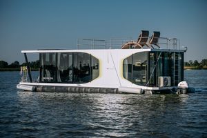 barca a motore house-boat catamarano 1