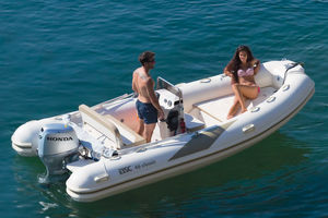 gommone fuoribordo 1