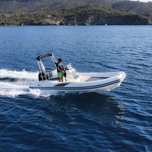 gommone fuoribordo