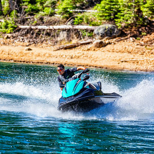 moto d'acqua tre posti