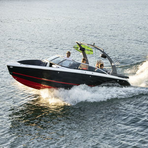deck boat entrobordo 1