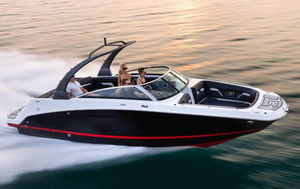 deck boat entrobordo
