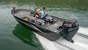 bass boat fuoribordo