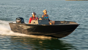 bass boat fuoribordo
