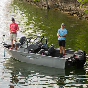 bass boat fuoribordo