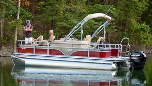 pontoon boat fuoribordo