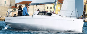 barca a vela day-sailer
