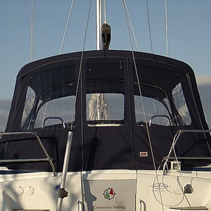 chiusura da pozzetto per barche a vela 1