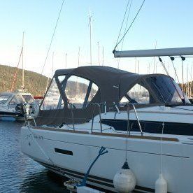 chiusura da pozzetto per barche a vela