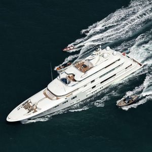 mega-yacht da crociera