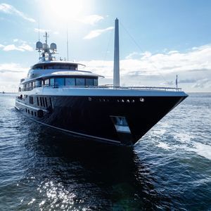 mega-yacht da crociera