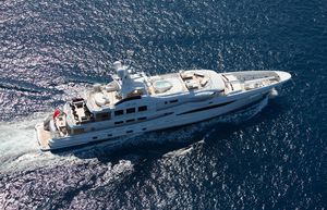 mega-yacht da crociera