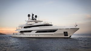 mega-yacht da crociera