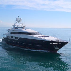 mega-yacht da crociera