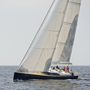 sailing-yacht da regata e crociera