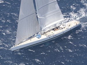 sailing-superyacht di lusso da crociera rapida