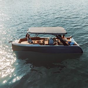 barca open elettrica