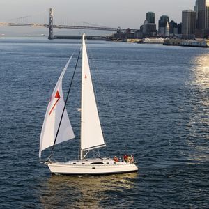 barca a vela da crociera d'altura