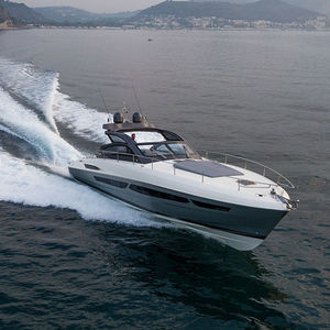 cabinato entrobordo / bimotore / open / soft-top