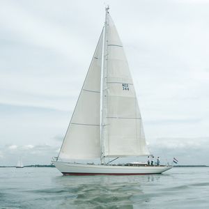 sailing-yacht da regata