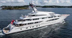 mega-yacht da crociera 1