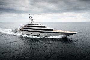 mega-yacht da crociera 1
