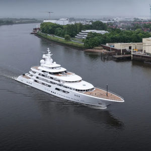mega-yacht da crociera d'altura 1