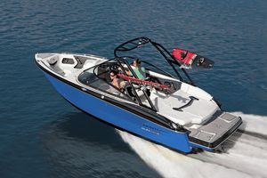 runabout entrobordo / con dual console / bow-rider / da sci nautico