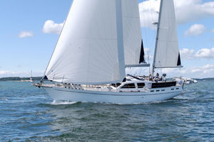 sailing-yacht da crociera / con deck saloon