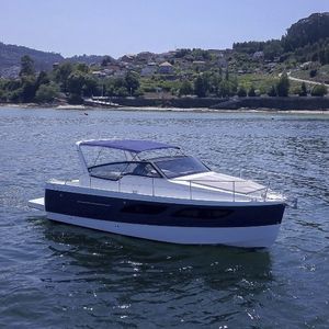 cabin-cruiser entrobordo