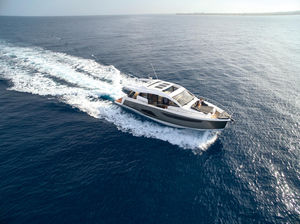 motor-yacht da crociera