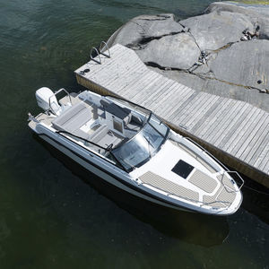 cabin-cruiser fuoribordo