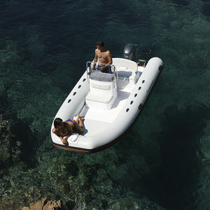 gommone fuoribordo