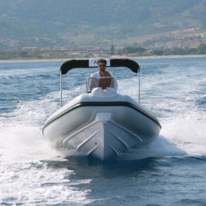 gommone fuoribordo 1