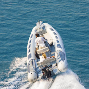 gommone fuoribordo 1