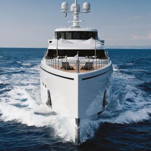 mega-yacht da crociera