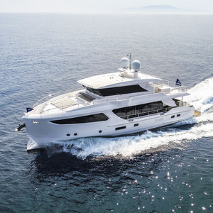 motor-yacht da crociera