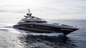 mega-yacht da crociera