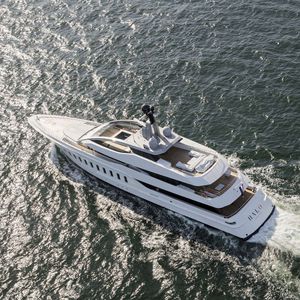 mega-yacht da crociera