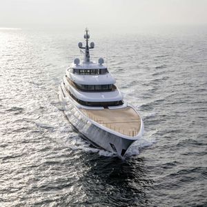 mega-yacht da crociera