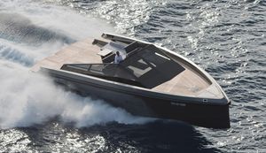 motor-yacht sportivo