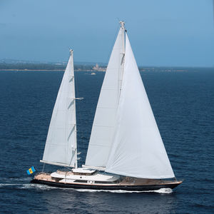 sailing-superyacht di lusso da crociera