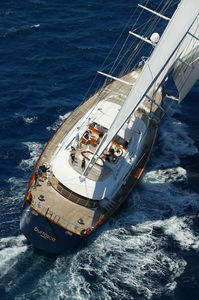 sailing-superyacht di lusso da crociera