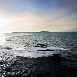 motor-yacht ad alte prestazioni