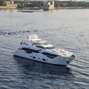 super-yacht sportivo