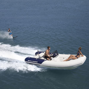 gommone a idrogetto